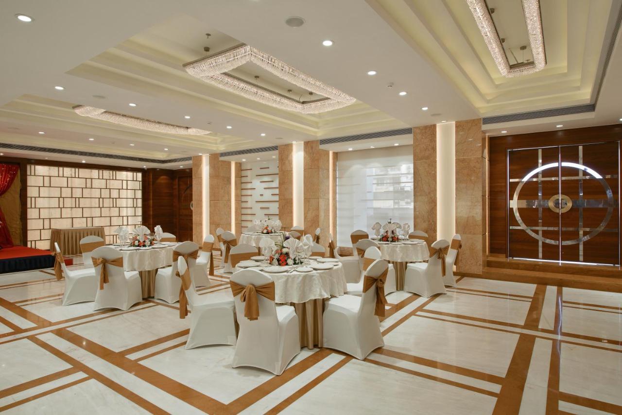 Krishna Palace Hotel Bombay Exterior foto