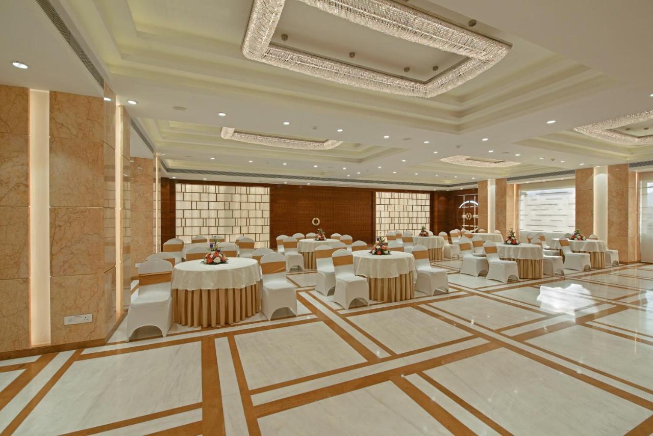 Krishna Palace Hotel Bombay Exterior foto