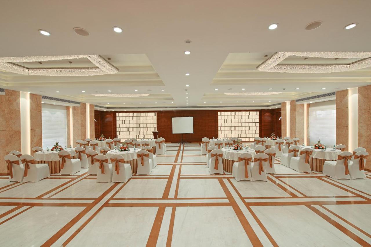 Krishna Palace Hotel Bombay Exterior foto