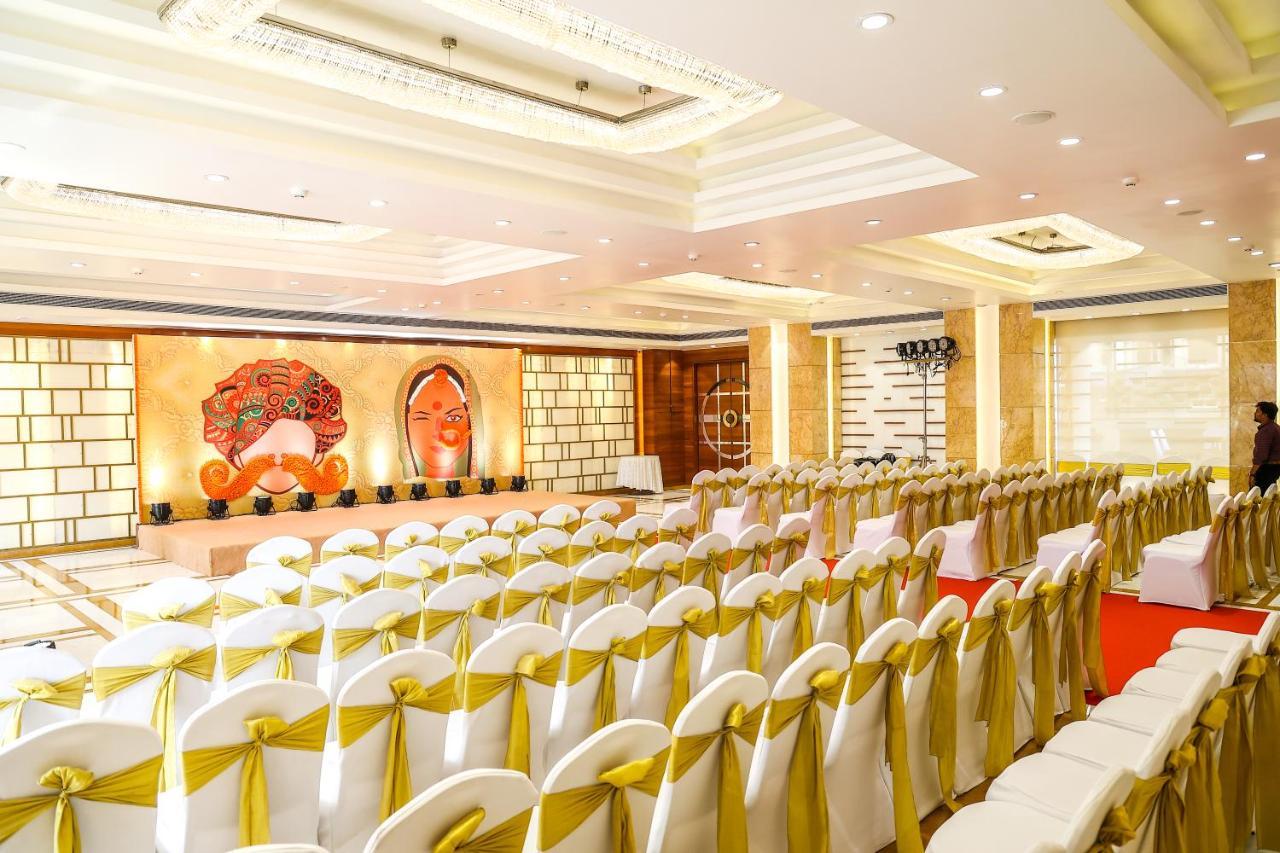 Krishna Palace Hotel Bombay Exterior foto